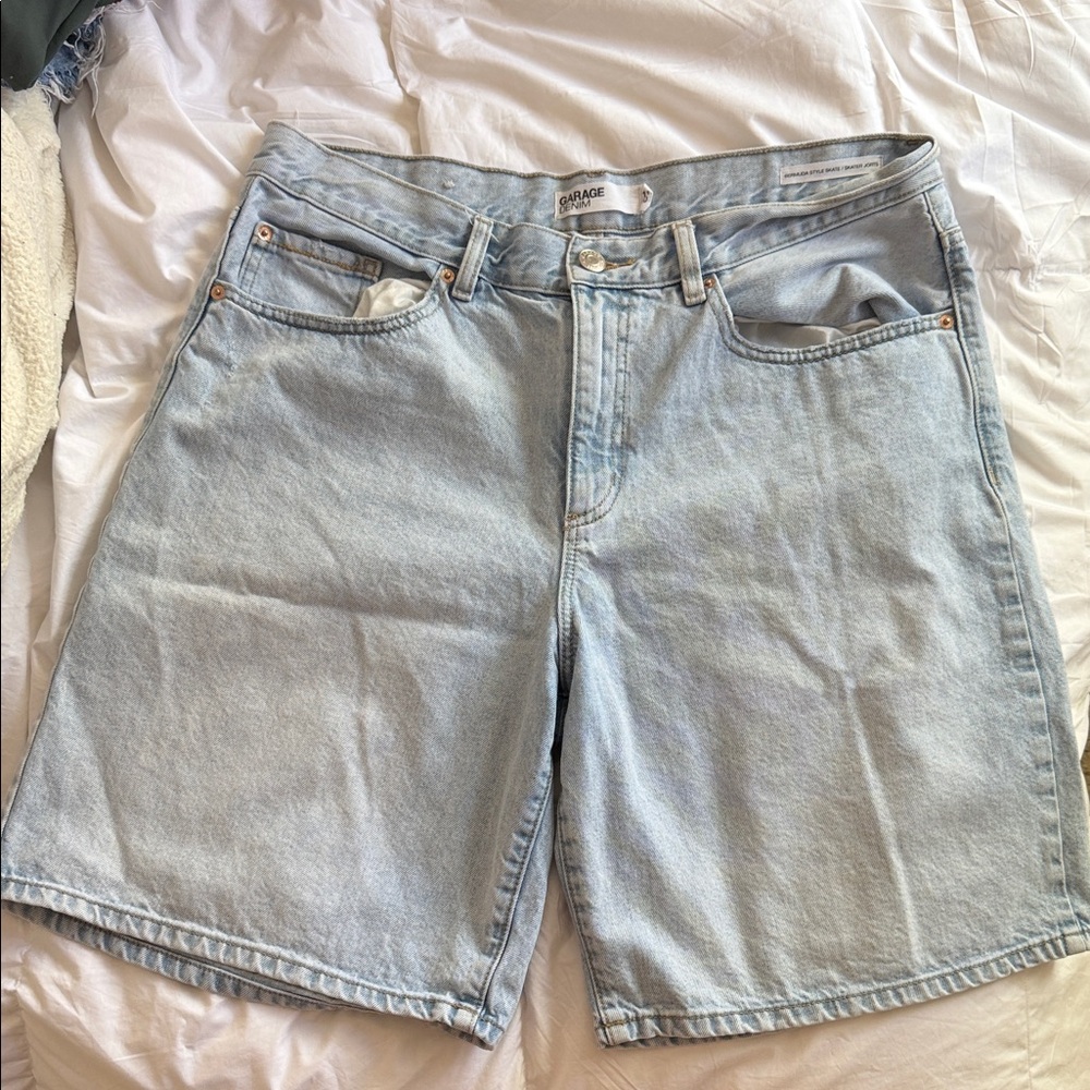 Light Blue Bermuda Skater Jorts